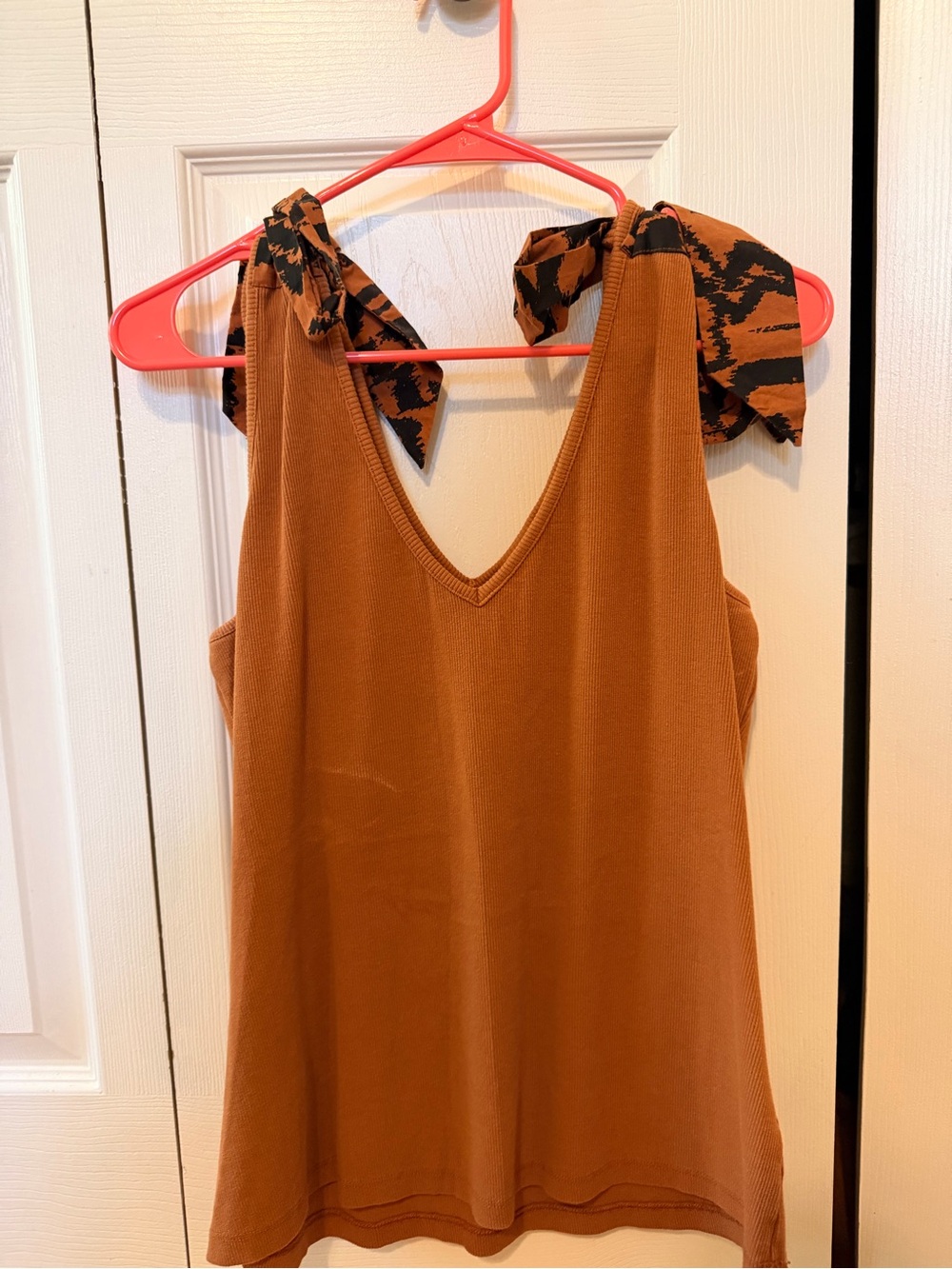 Anthropologie Bow Tank